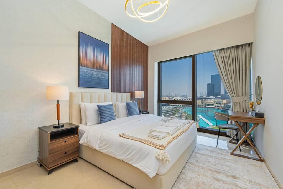 Bed, View (from property/room), Balcony/Terrace, Photo of the whole room, Bedroom, City view