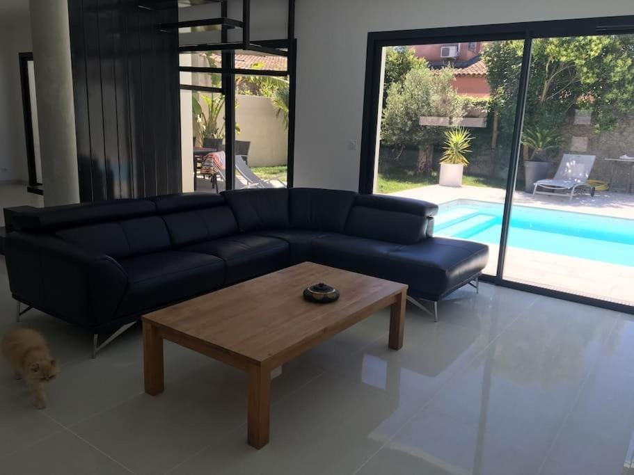 Villa contemporaine avec piscine Villa in Villeneuve-lès-Maguelone