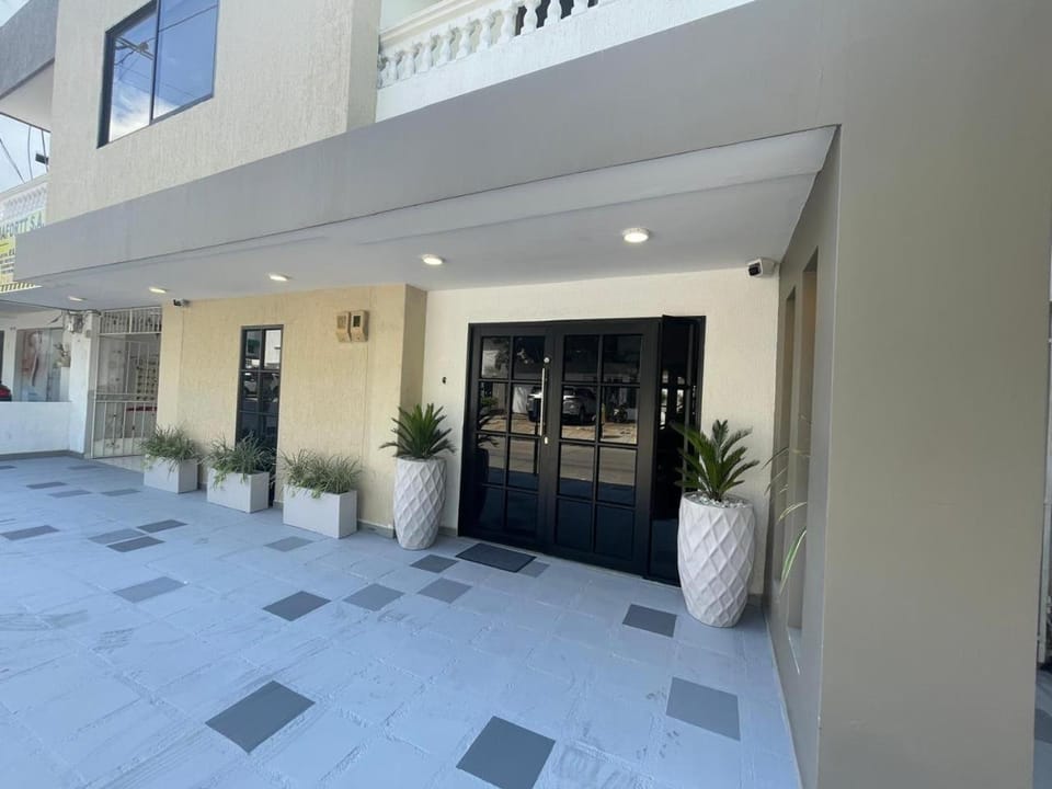 Facade/entrance, Parking