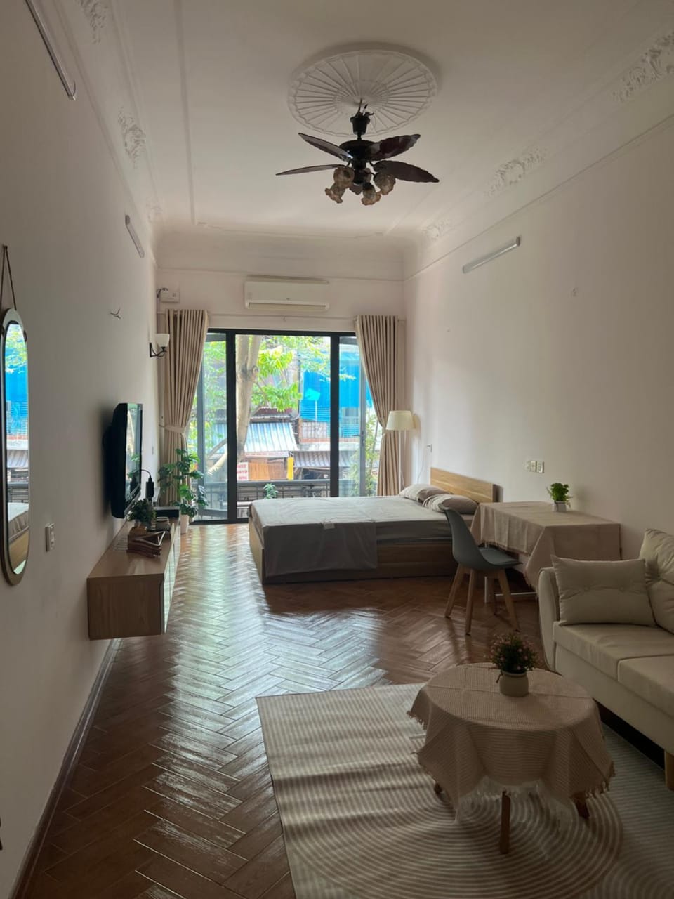 LH Homestay Bed and Breakfast in Hanoi