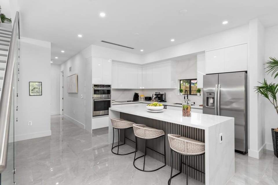 Dining area, oven, stove, kitchen