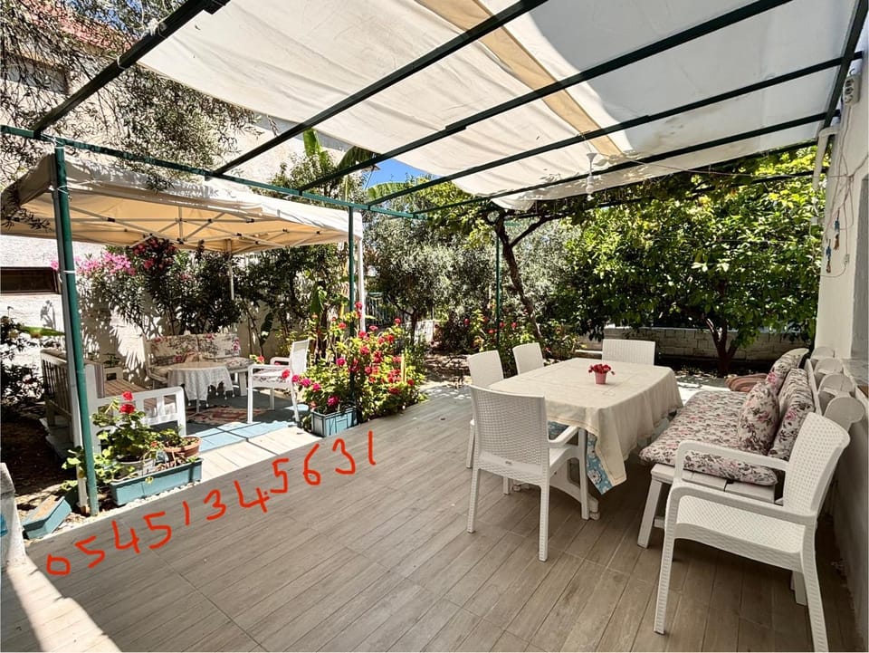 Ankara Evi House in İzmir Province
