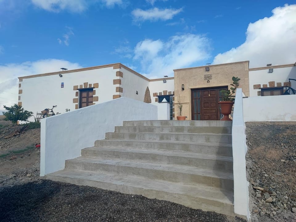 Property building, Day