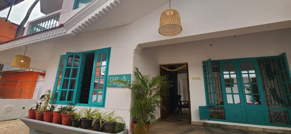 Property building, Facade/entrance