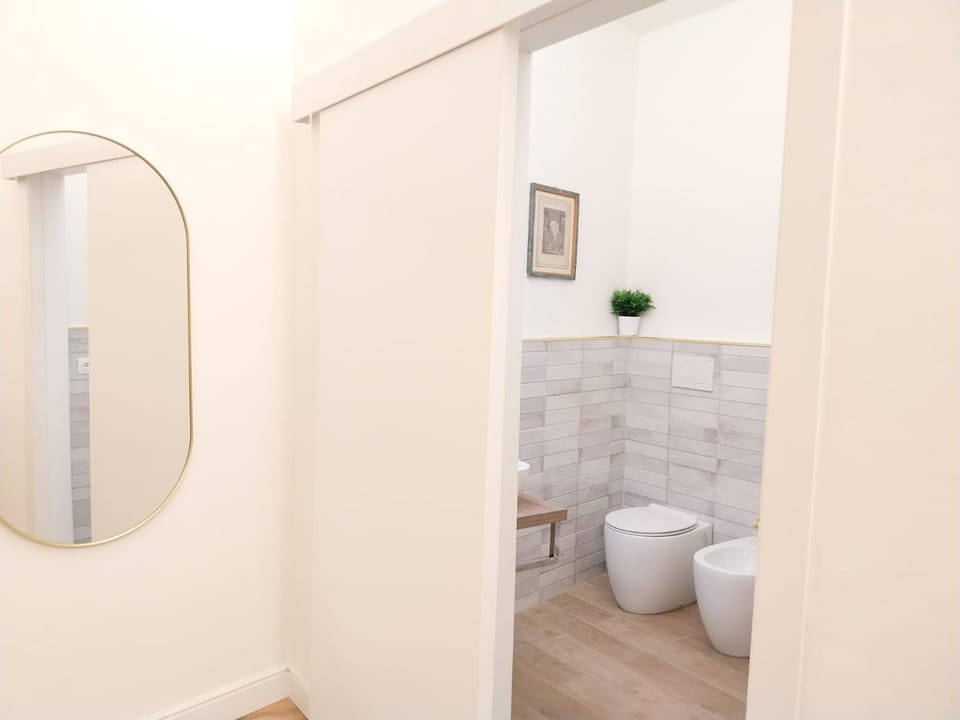 Bathroom, bidet
