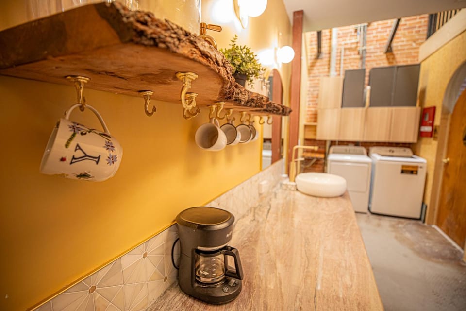 Coffee/tea facilities
