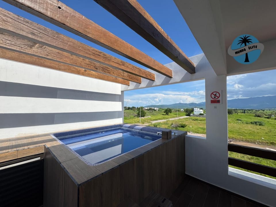 Casa 27 Mundo Élite Teques House in State of Morelos