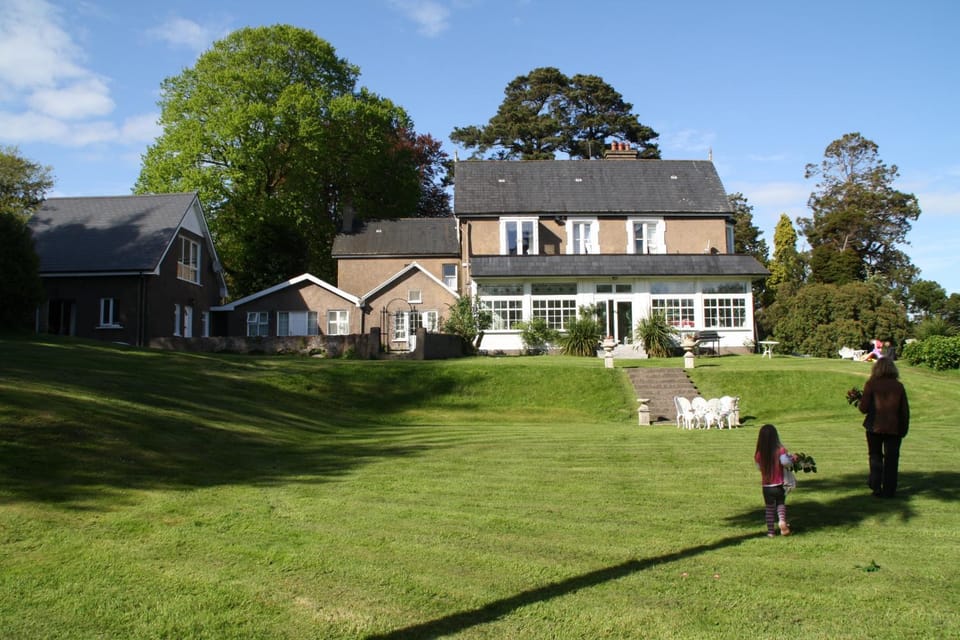 People, Garden, View (from property/room), Area and facilities, Family