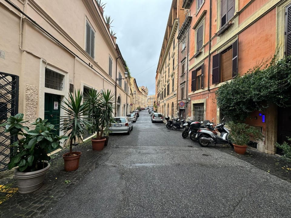 Property building, Day, Neighbourhood, City view, Street view, Location