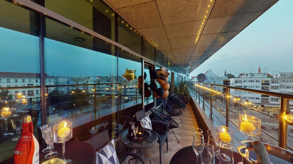 Seating area, City view