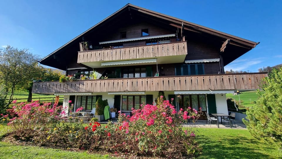 Property building, Balcony/Terrace, Balcony/Terrace