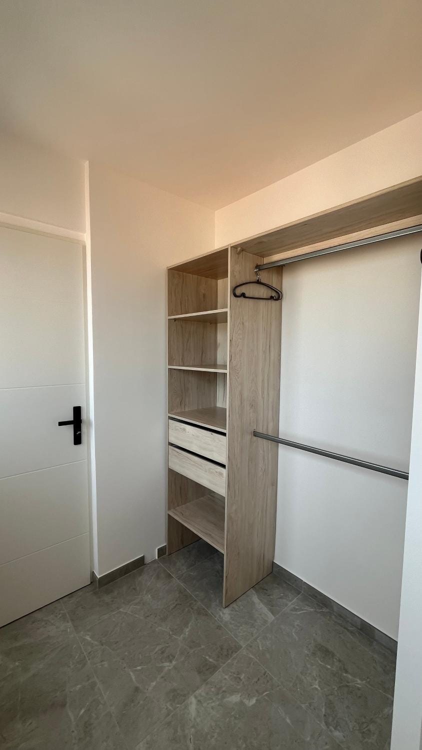 Bedroom, wardrobe