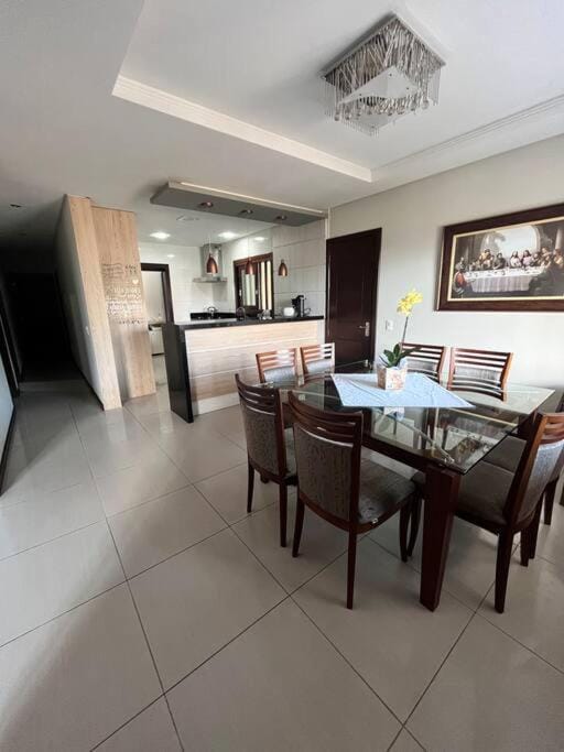 Dining area, oven, stove