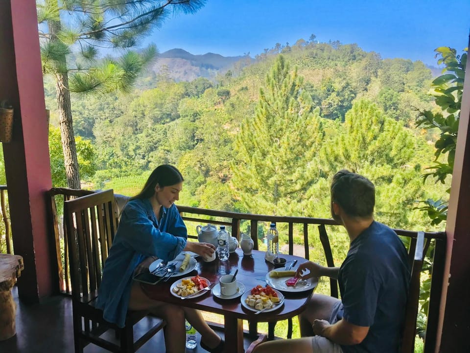 Balcony/Terrace, Mountain view