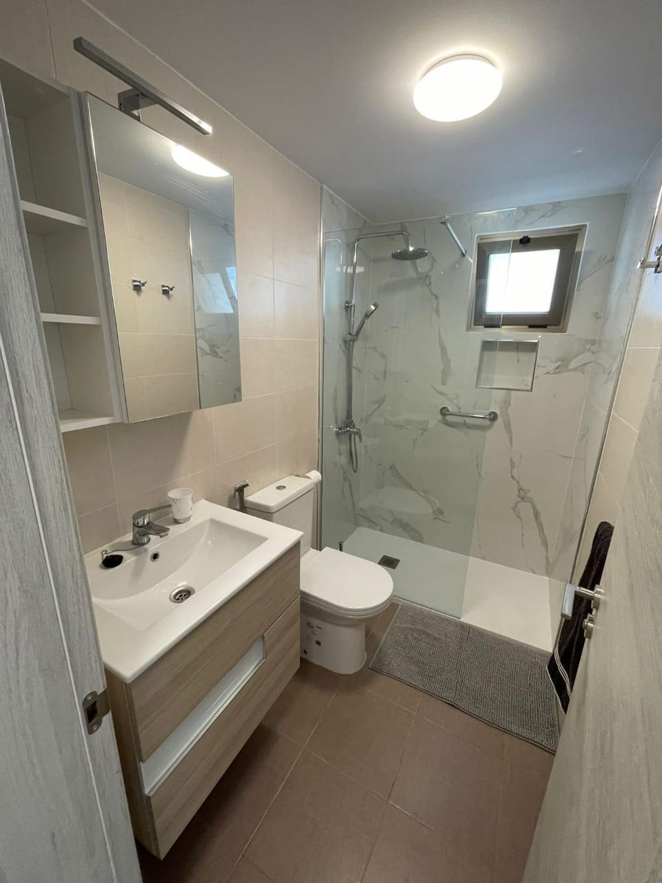 Shower, Toilet, Bathroom