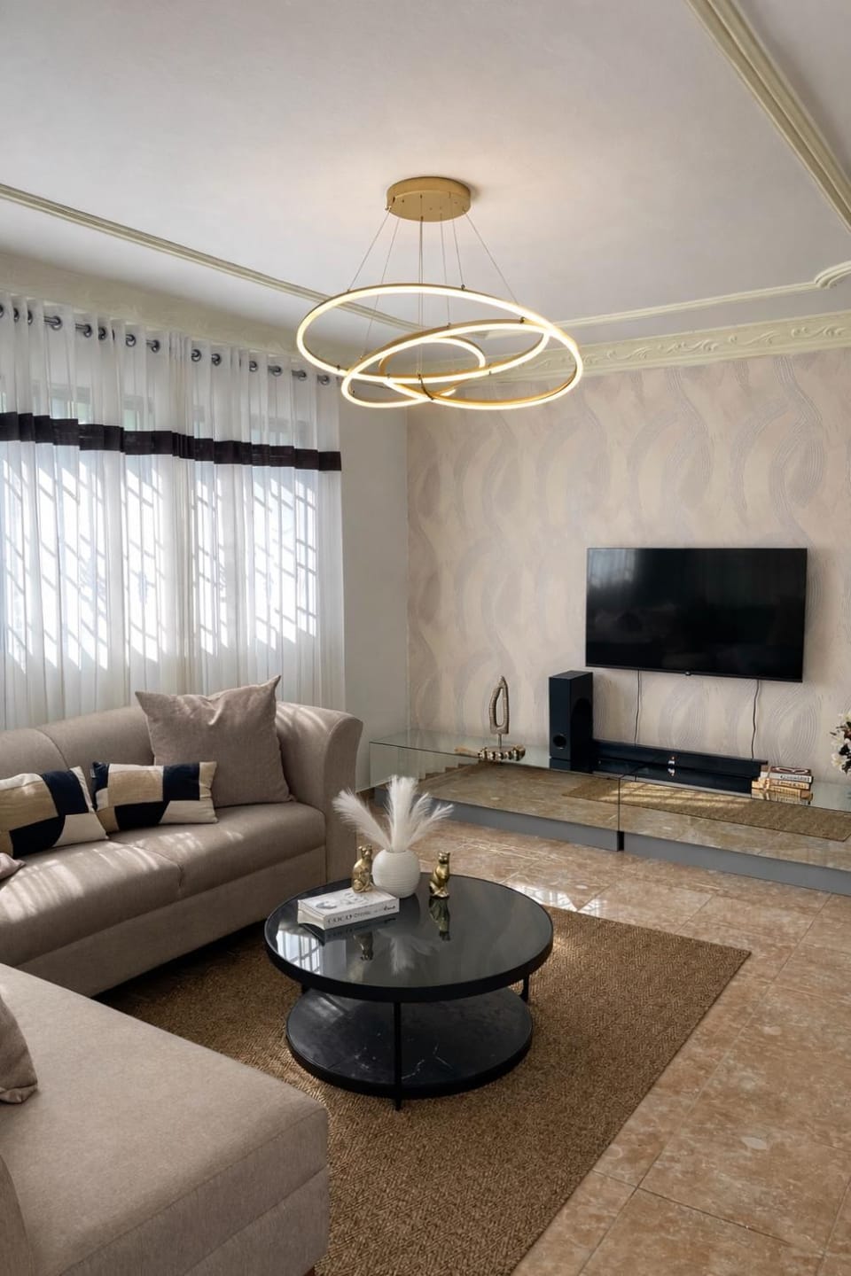 Living room, Evening entertainment