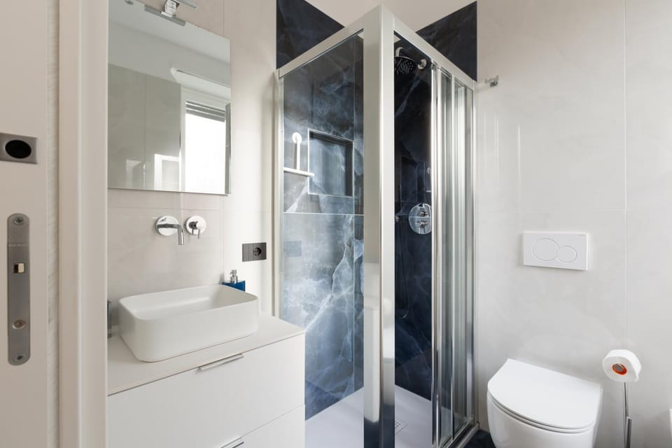 Shower, Toilet, Bathroom, bidet