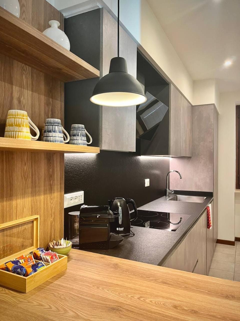 Coffee/tea facilities, kitchen