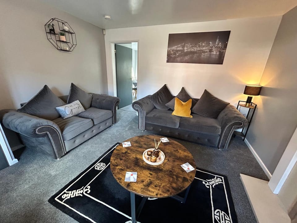 Living room, Seating area