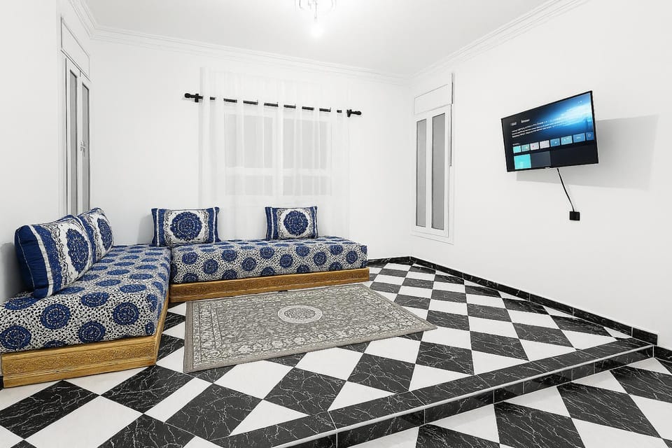Communal lounge/ TV room, TV and multimedia, Living room, Photo of the whole room, Seating area
