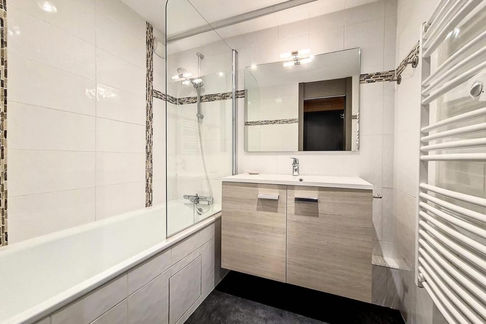 Résidence Caron - Appartement spacieux · Balcon · Quartier Preyrand MAE-6614 Apartment in Les Allues