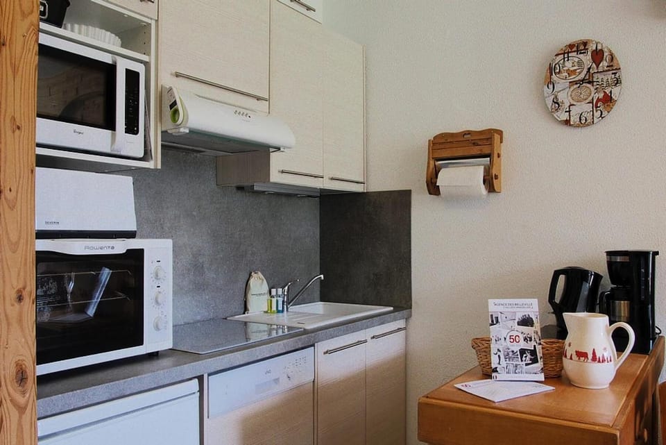 Résidence Armoise - Appartement confortable · Ski aux pieds · Balcon MAE-6774 Apartment in Les Allues