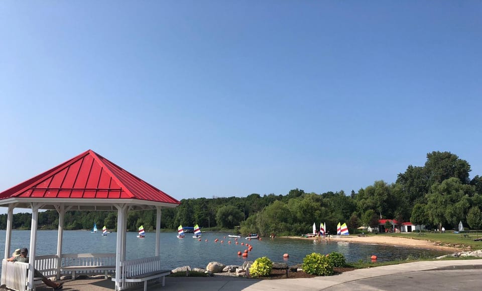 Northport Retreat House in Northport