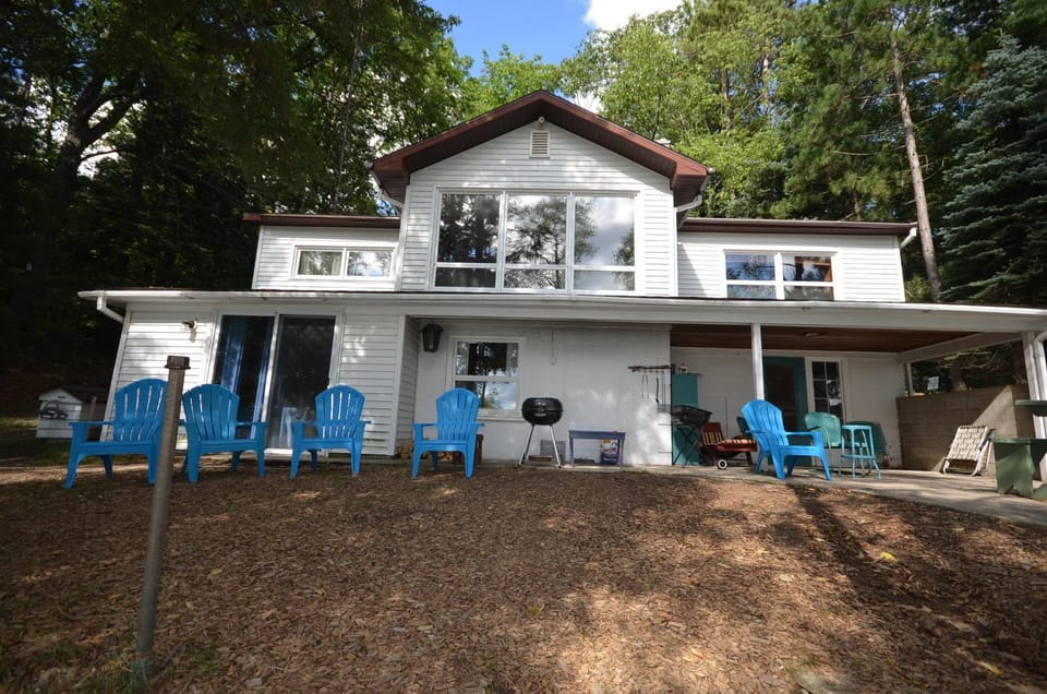 Splash Landing-Long Lake-Traverse City House in Michigan
