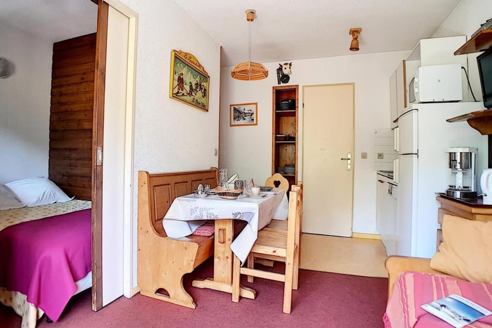 Résidence L'oree Des Pistes - Appartement spacieux · Départ et retour ski aux pieds · Terrasse ouest MAE-6944 Apartment in Les Allues