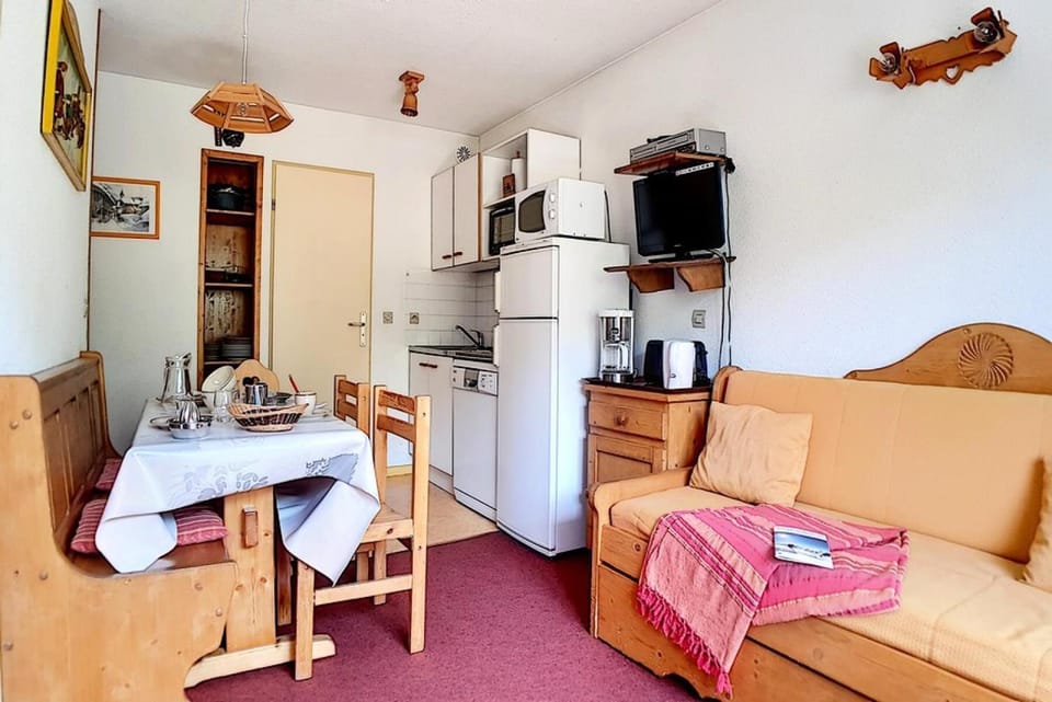 Résidence L'oree Des Pistes - Appartement spacieux · Départ et retour ski aux pieds · Terrasse ouest MAE-6944 Apartment in Les Allues