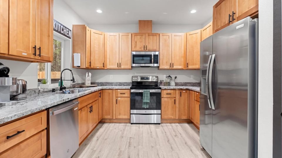 Perch - Skatecreek Cabin Cabin in Washington