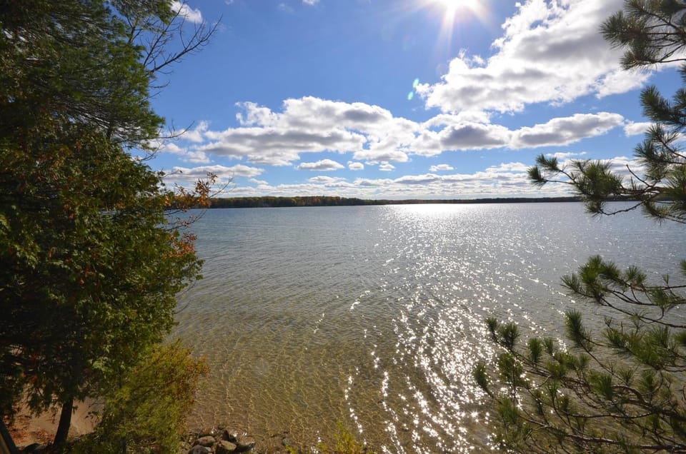 Northern Comfort 2--Long Lake-Traverse City House in Michigan