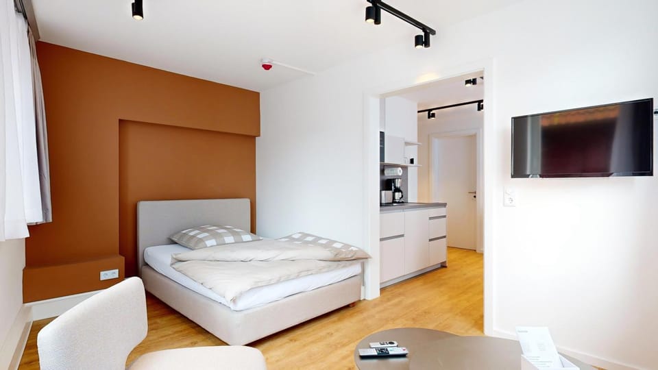 Seating area, Bedroom, kitchen