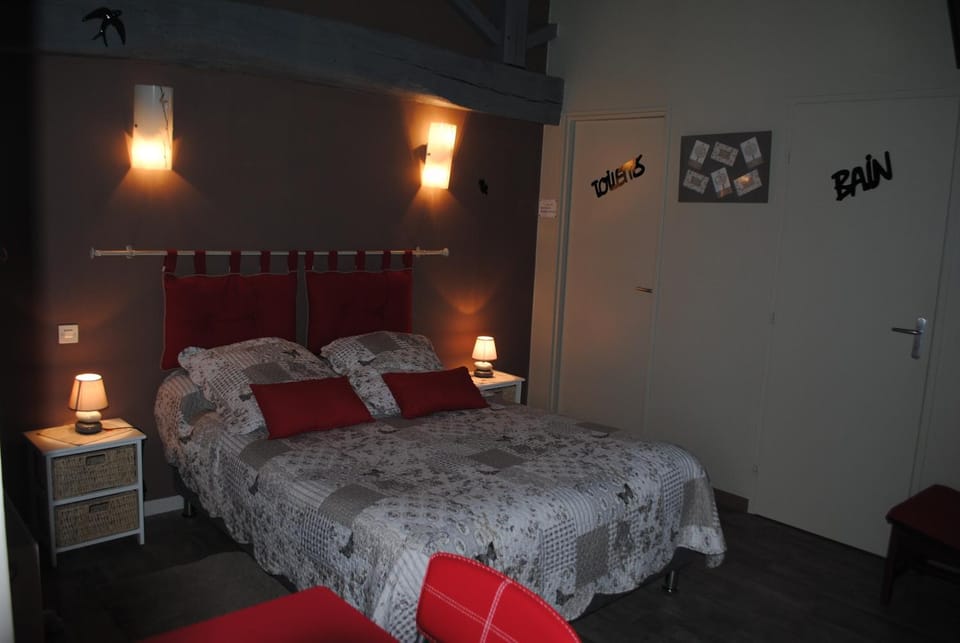 La Poussardiere Bed and Breakfast in Pays de la Loire
