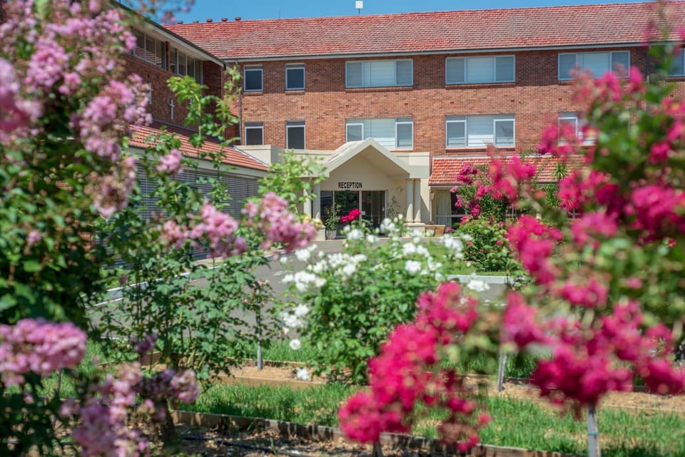 Mary MacKillop Spirituality Centre Baulkham Hills Hotel in Castle Hill