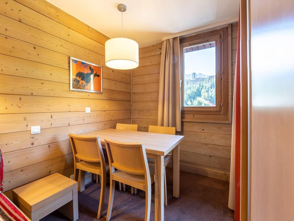 Appartement avec balcon, parking, proche centre La Plagne - FR-1-351-249 Apartment in Mâcot-la-Plagne