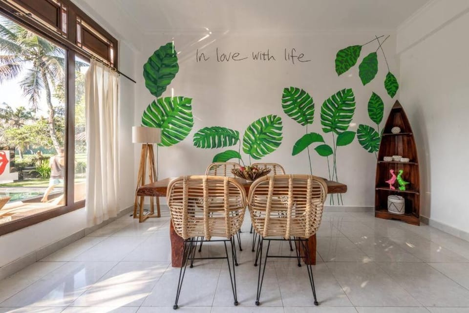 Family Paradise Villa, Shared Pool, Jungle & Rice Field Views Villa in Blahbatuh