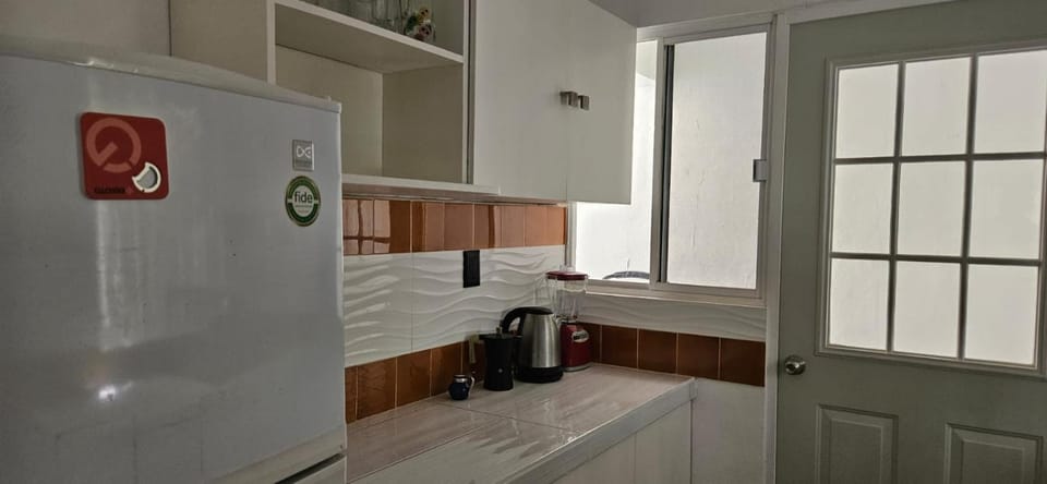 Coffee/tea facilities, Kitchen or kitchenette
