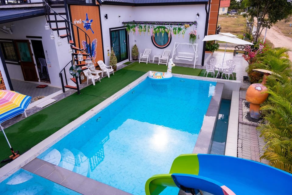 YAWE Pool Villa Sirindhorn Villa in Laos