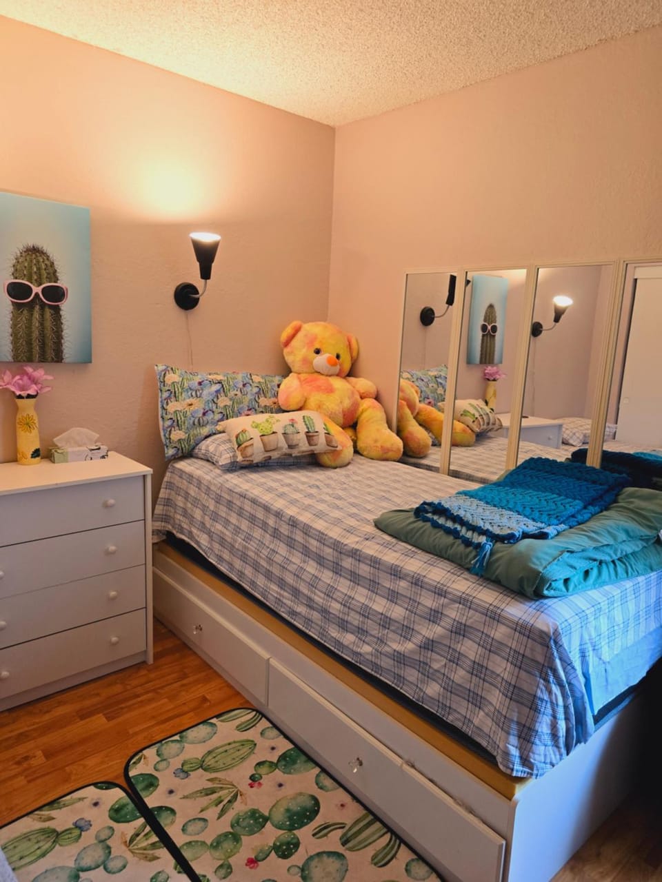 Bed, Bedroom