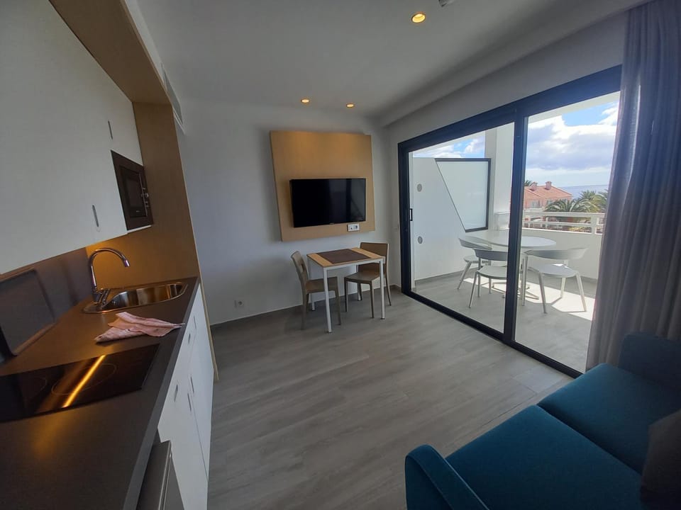 Lounge or bar