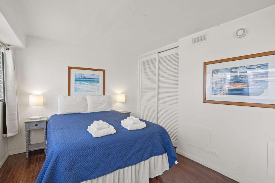 Royal Aloha 1207 House in McCully-Moiliili
