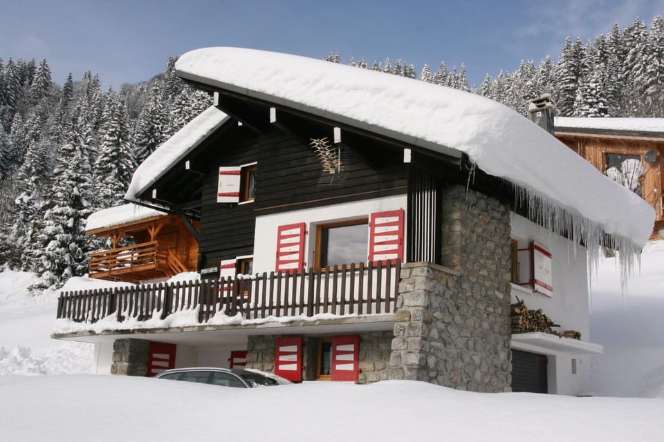 Chalet Grenier De La Combe - Chalet confortable proche du centre MAE-3461 Chalet in Les Gets