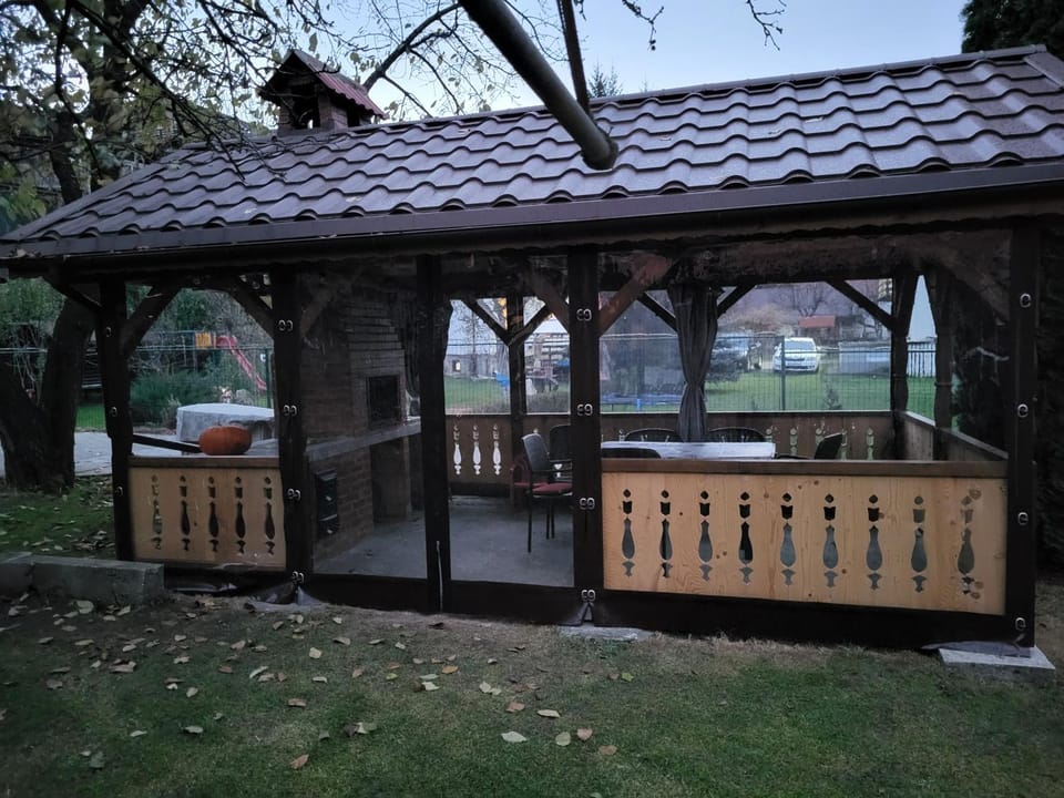 Casa ERNST Bed and Breakfast in Brașov County