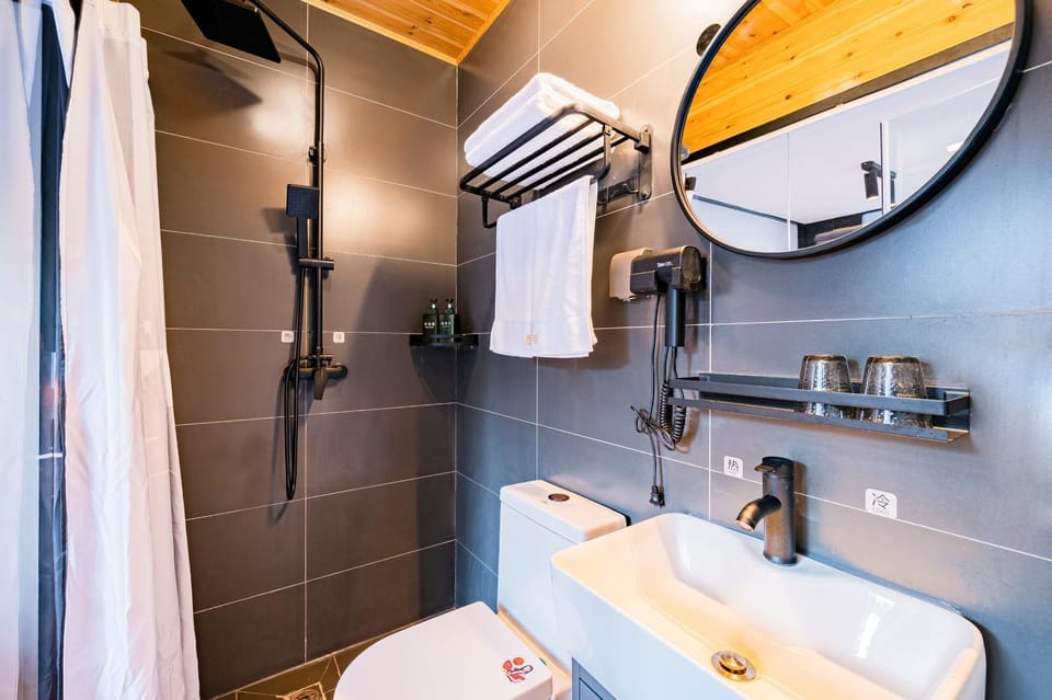 Shower, Bathroom