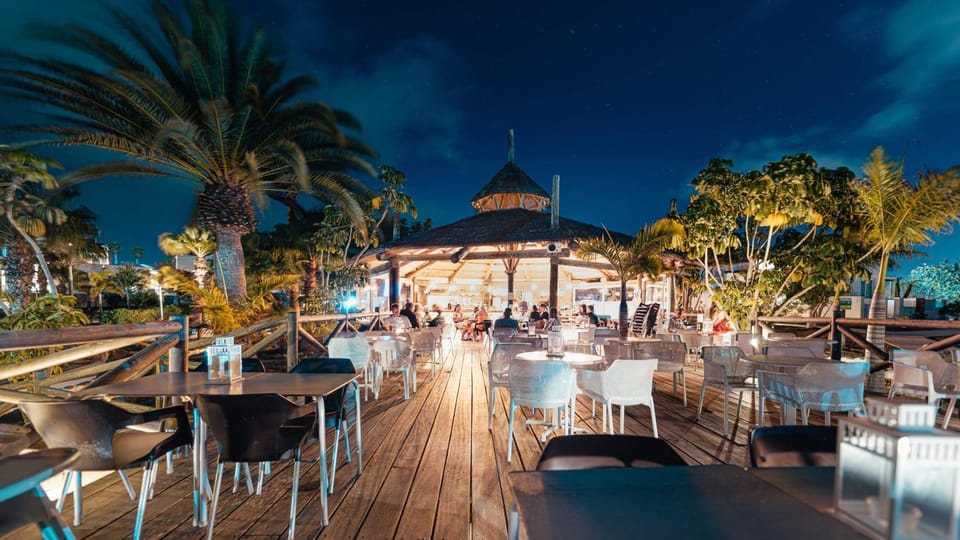 Lounge or bar