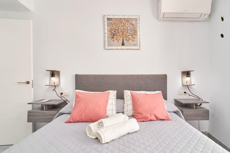 Living room, Bedroom