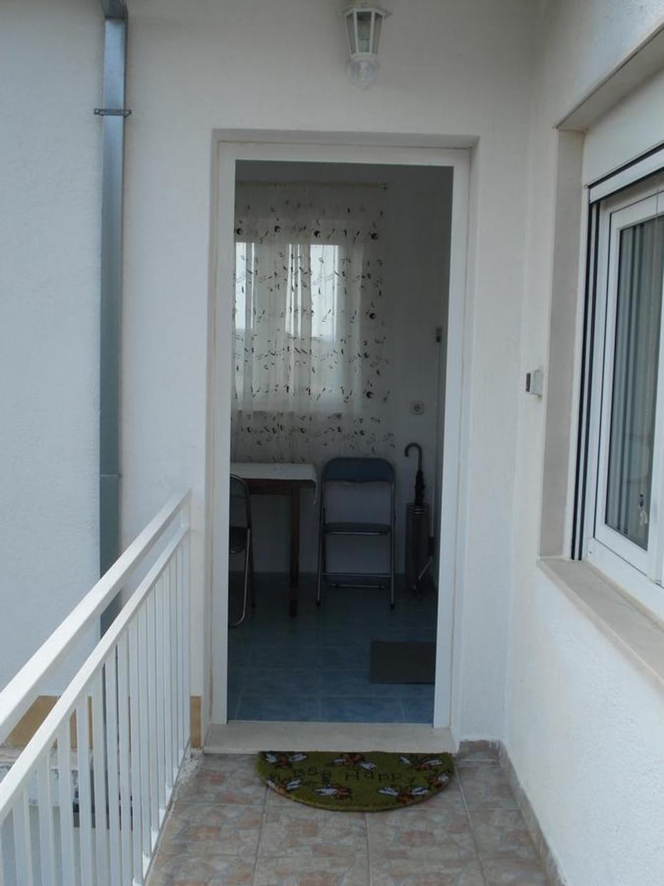Facade/entrance