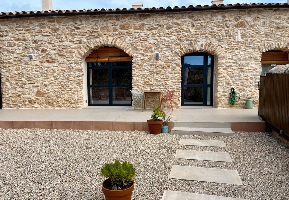 Property building, Day, Garden, Garden, Balcony/Terrace, Balcony/Terrace