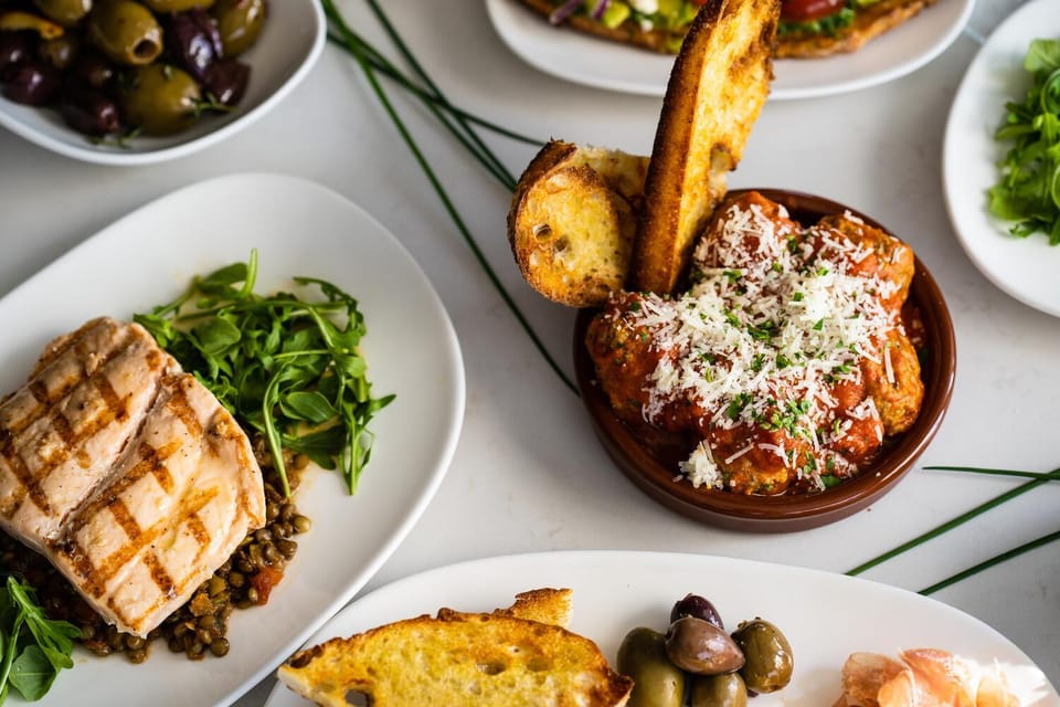 Restaurant/places to eat, Food and drinks, Food, Dinner